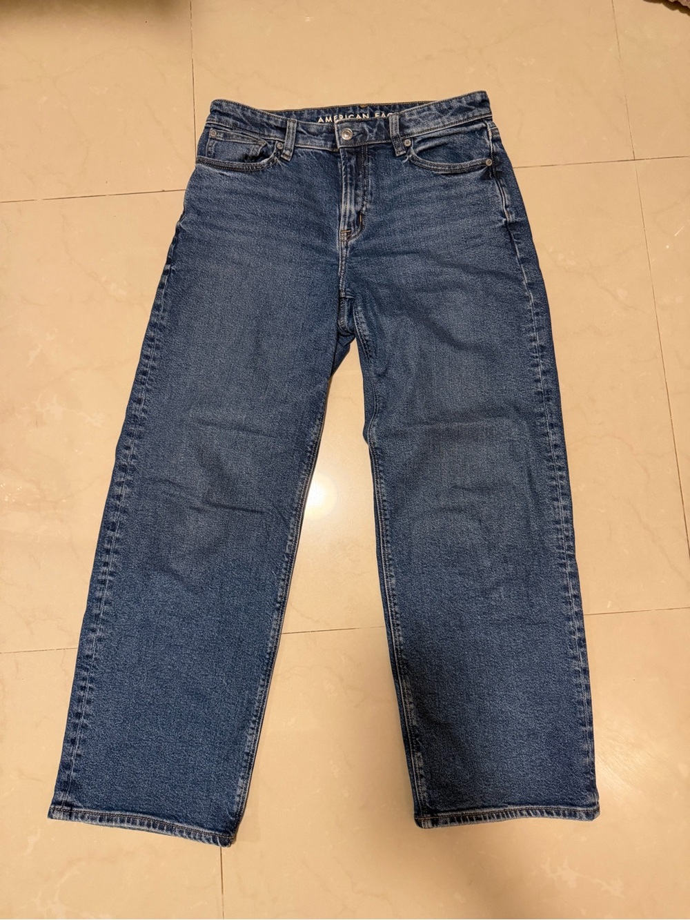 American Eagle STOVEPIPE Women’s Straight Leg Jeans - Blue Denim 2 SHORT